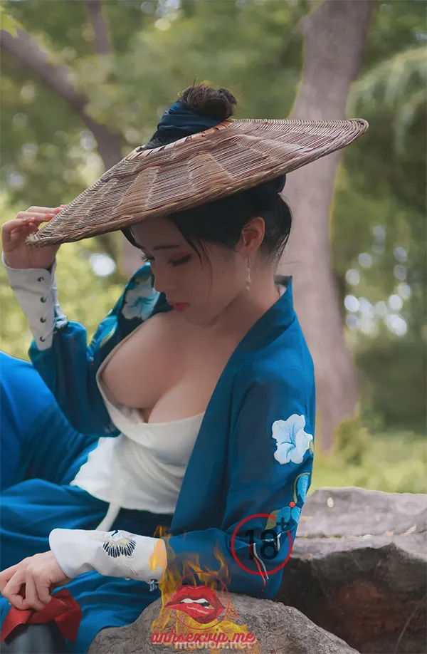 Nữ kiếm hiệp Trung Quốc ngực đẹp 10