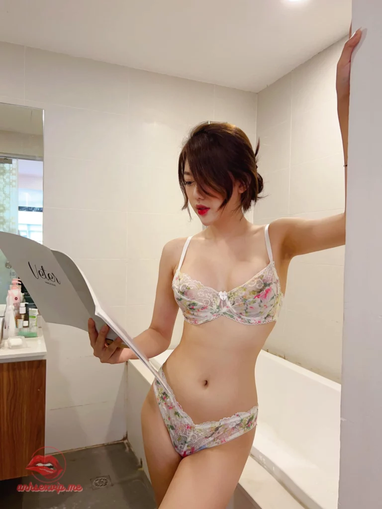 Hotgirl Bích Ngọc sexy khoe vòng startgym.ruột săn chắc 3